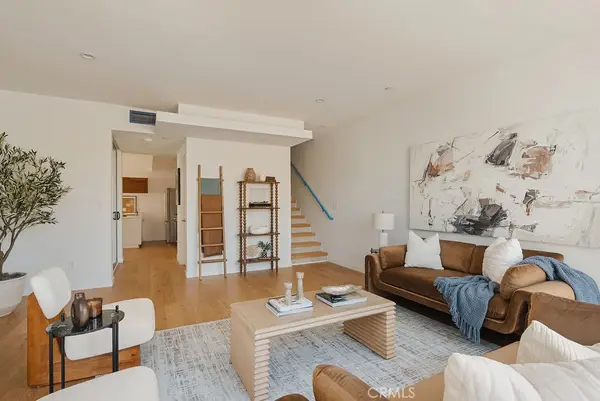2400 Corinth Avenue #21, Los Angeles, CA 90064