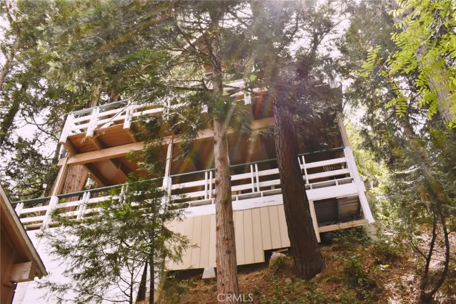25145 Valle, Crestline, CA 92325 - #2