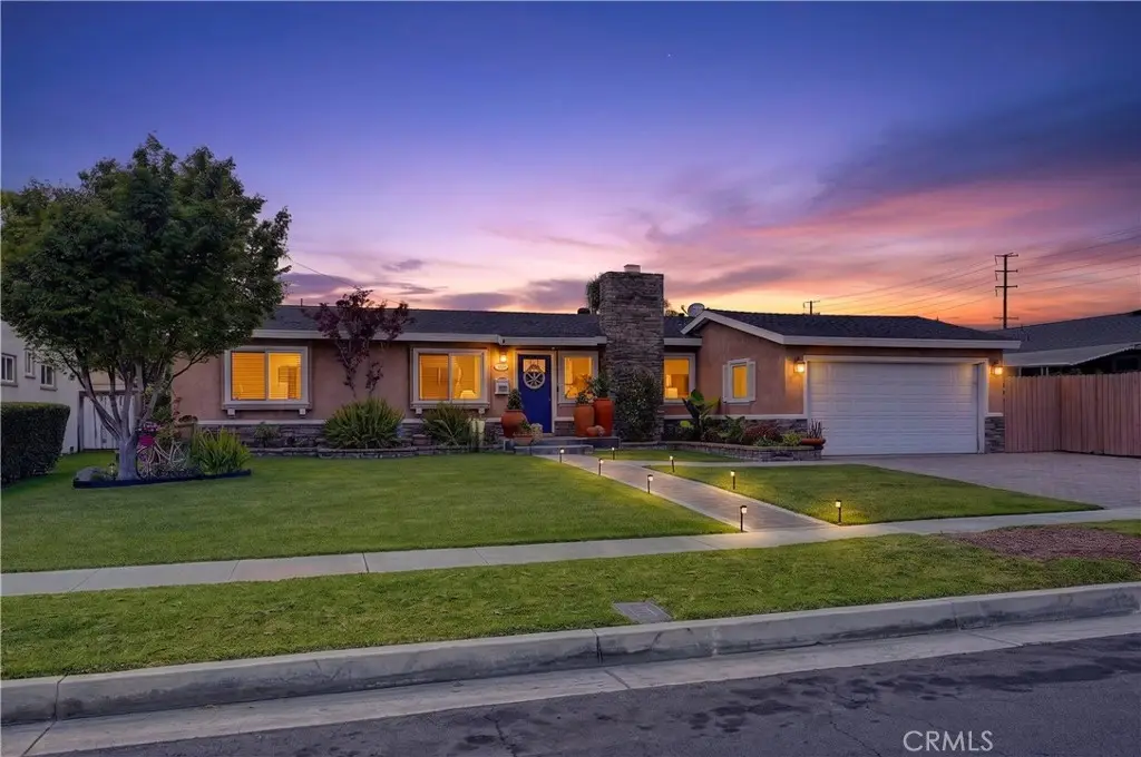 1209 S East Gates, Anaheim, CA 92804 - #1