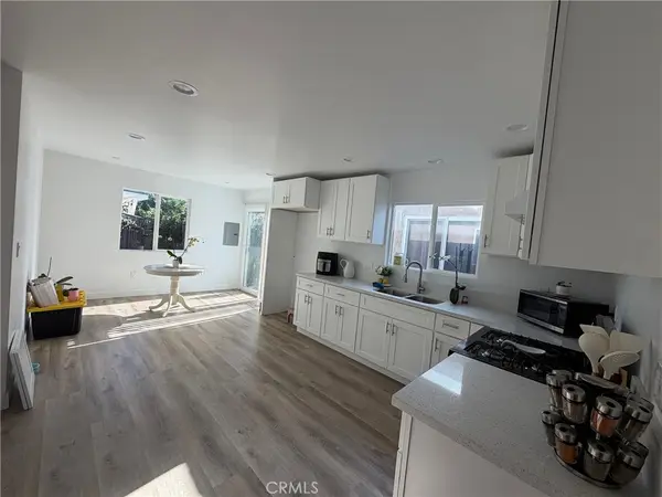 1621 S Diamond, Santa Ana, CA 92704