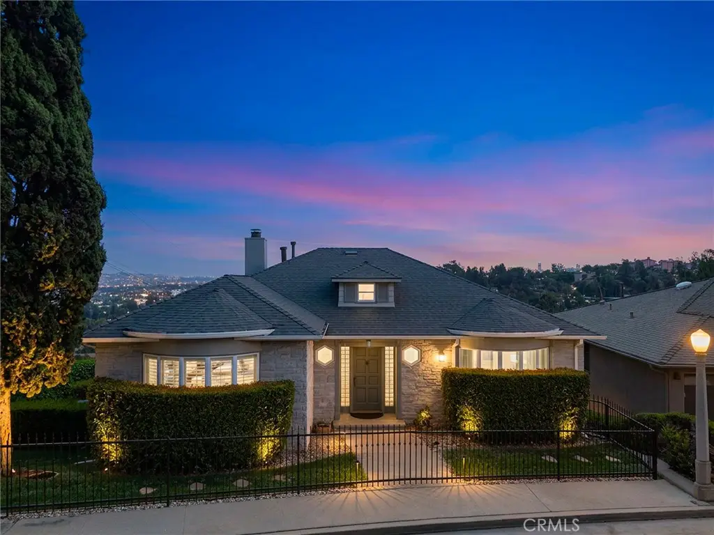 3664 Holboro, Los Angeles, CA 90027 - #1