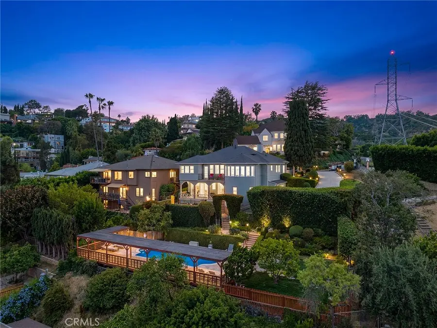 3664 Holboro, Los Angeles, CA 90027 - #3