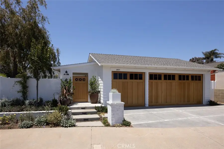 19571 Summer Breeze, Huntington Beach, CA 92648 - #2