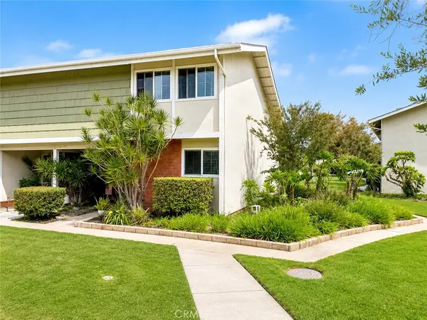 1404 N Tustin #U4, Santa Ana, CA 92705