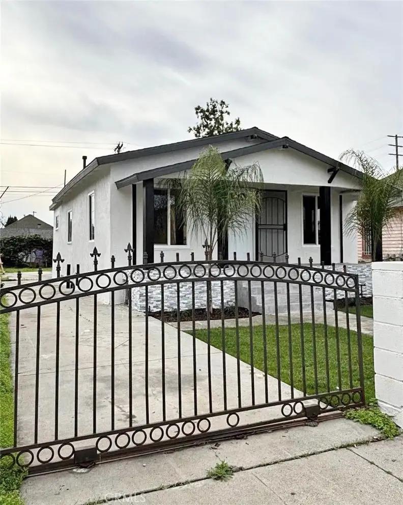 1320 E 48th, Los Angeles, CA 90011 - #1