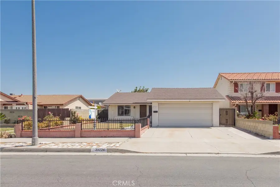 23724 President, Harbor City, CA 90710 - #2