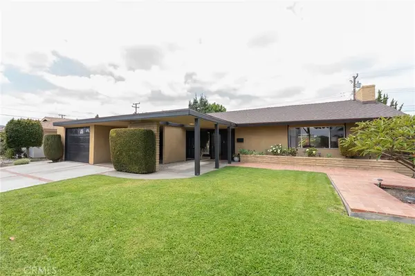 1339 E Greenview Drive, Orange, CA 92866