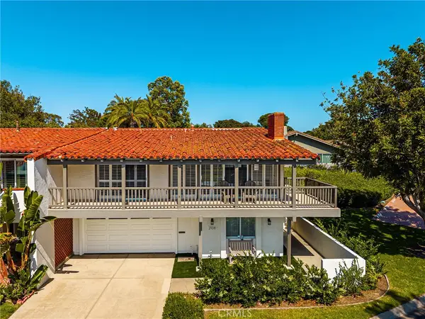 2108 Vista Entrada, Newport Beach, CA 92660