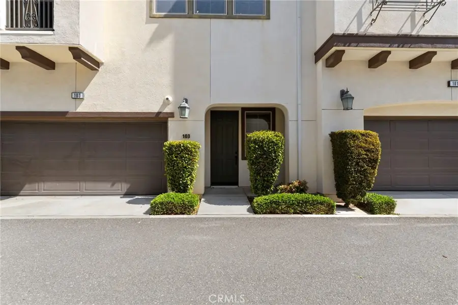 1845 Orizaba Avenue #103, Signal Hill, CA 90755 - #3