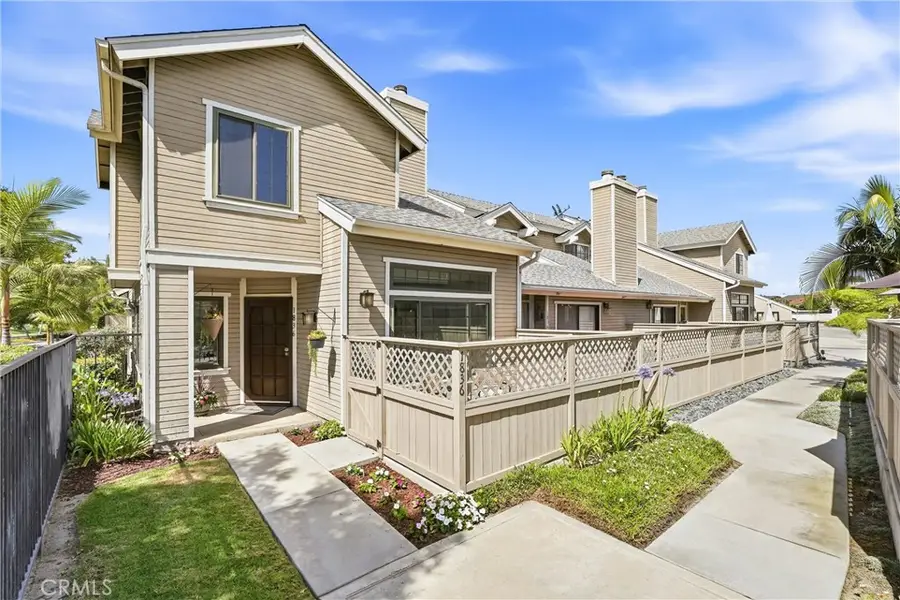 1836 W W Falmouth Avenue #11, Anaheim, CA 92801 - #3