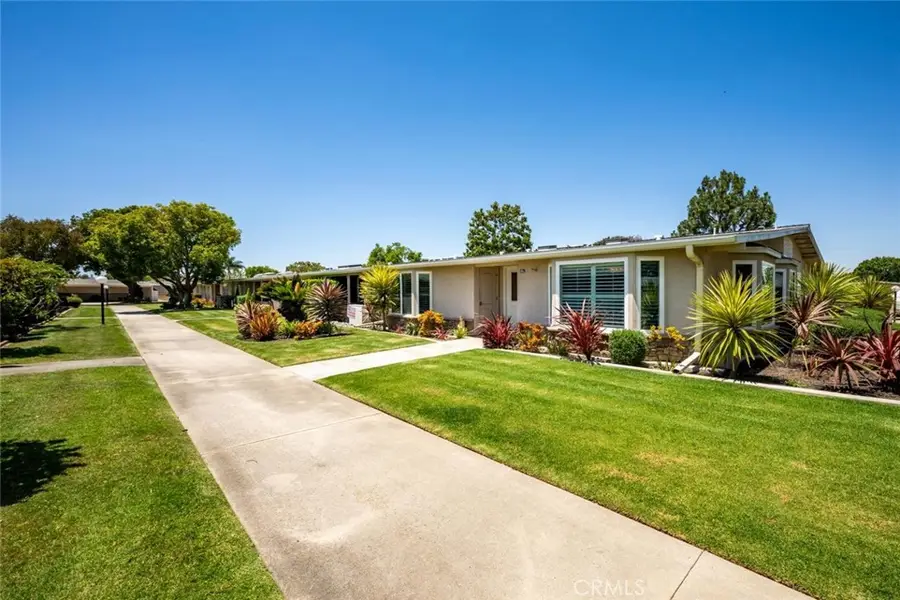 1800 Sunningdale Road #18A, Seal Beach, CA 90740 - #2