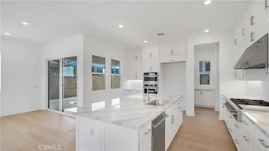 201 Briar Moon, Irvine, CA 92618 - #3