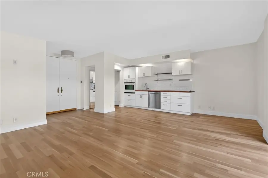 1131 Alta Loma #308, West Hollywood, CA 90069 - #2