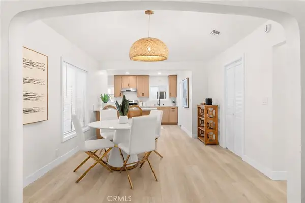 2115 S Redondo, Los Angeles, CA 90016