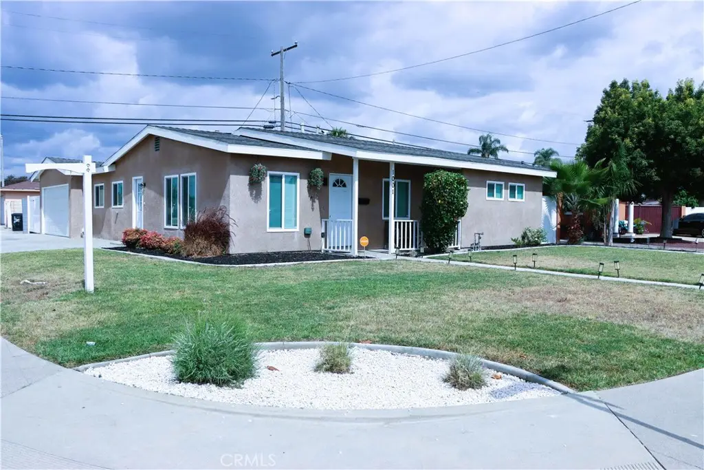 1001 N Hanover, Anaheim, CA 92801 - #1