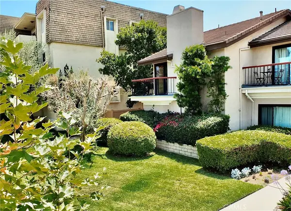 4015 N Virginia Road #6, Long Beach, CA 90807
