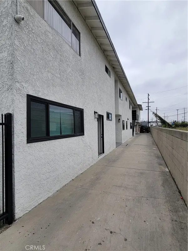 2532 Hauser, Los Angeles, CA 90016