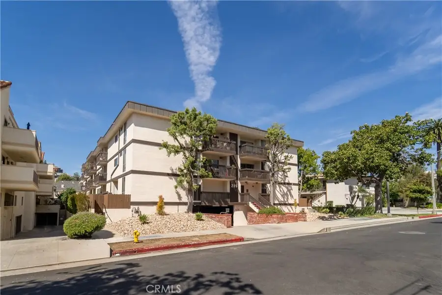 215 S Madison, Pasadena, CA 91101 - #2