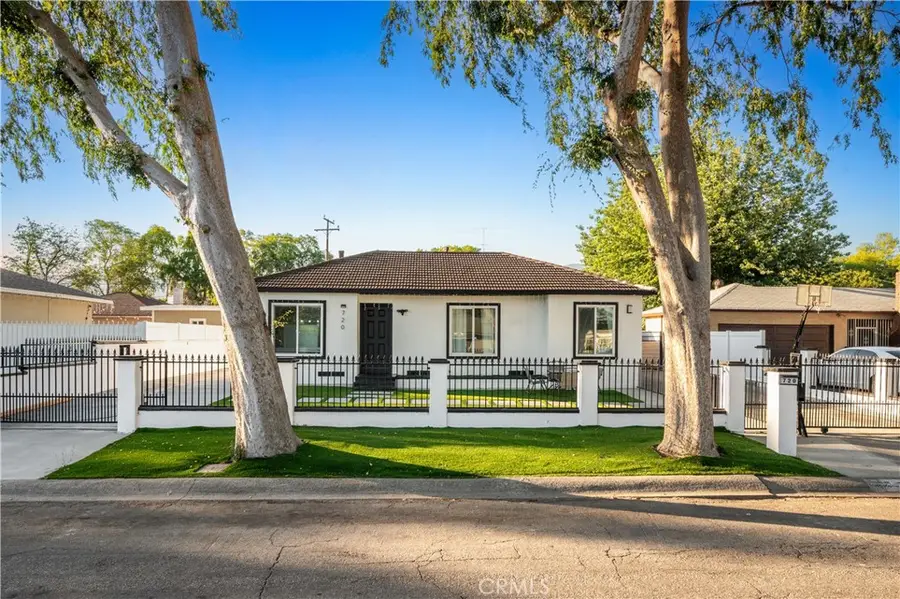 720 E 23 Rd, San Bernardino, CA 92404 - #2