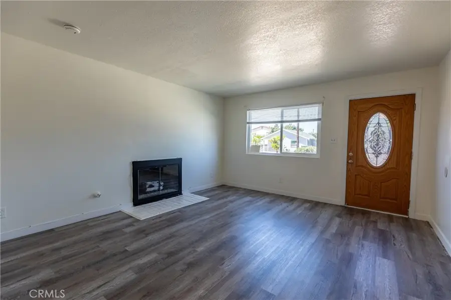 519 N Daisy Avenue, Santa Ana, CA 92703 - #3