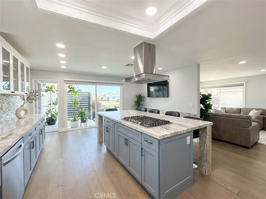 2750 San Carlos, Costa Mesa, CA 92626 - #2