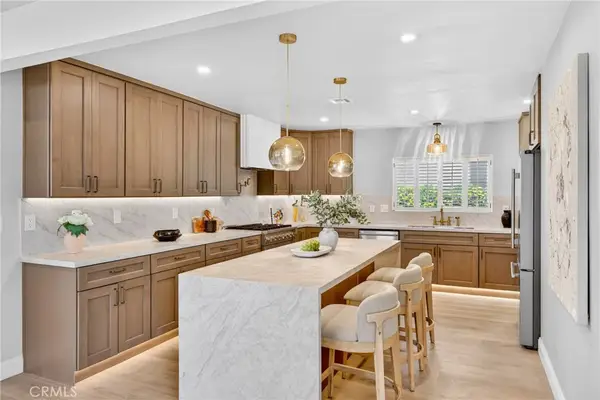 1744 S Genesee, Los Angeles, CA 90019
