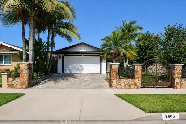 2606 S Poplar, Santa Ana, CA 92704