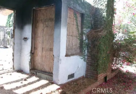 10544 Louisiana Avenue, Los Angeles, CA 90025