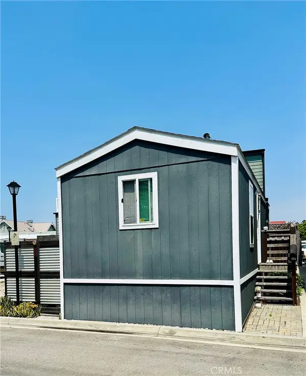 124 Cottonwood Lane, Seal Beach, CA 90740