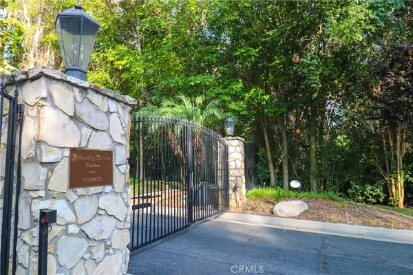 9455 Friendly Woods, Whittier, CA 90605