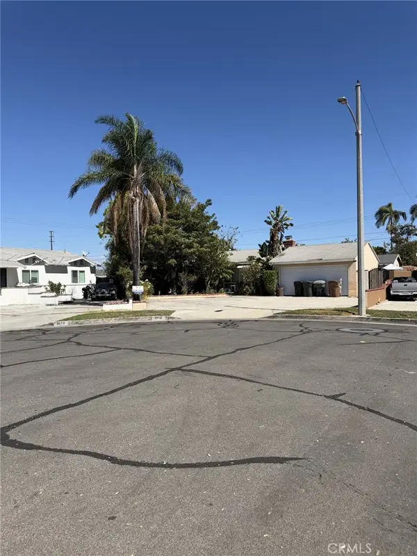 3115 W Ascot Place W, Anaheim, CA 92804