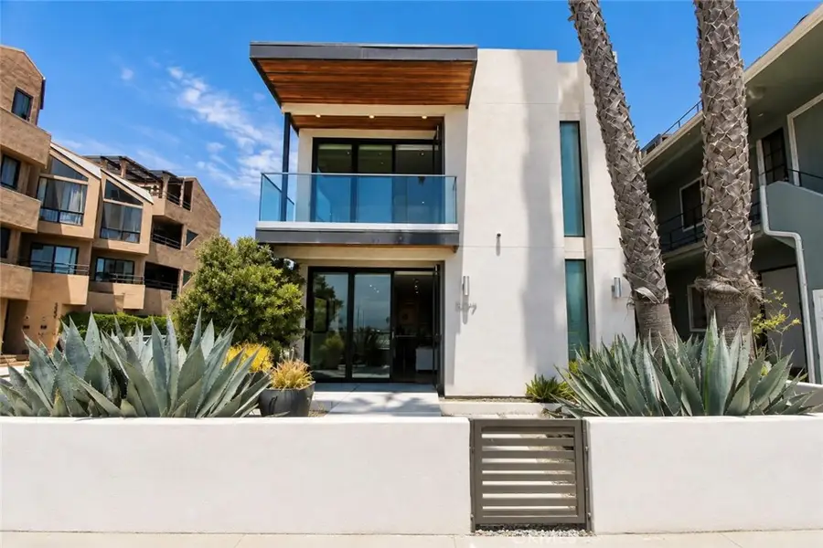5277 E Ocean, Long Beach, CA 90803 - #3