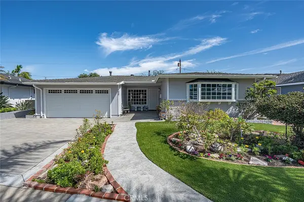 7009 E El Paseo, Long Beach, CA 90815