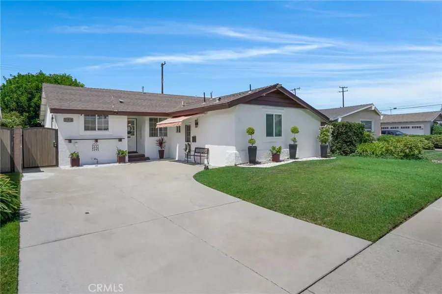 11919 Susan Avenue, Downey, CA 90242 - #2