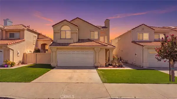 7432 Bellingham Ave, North Hollywood, CA 91605