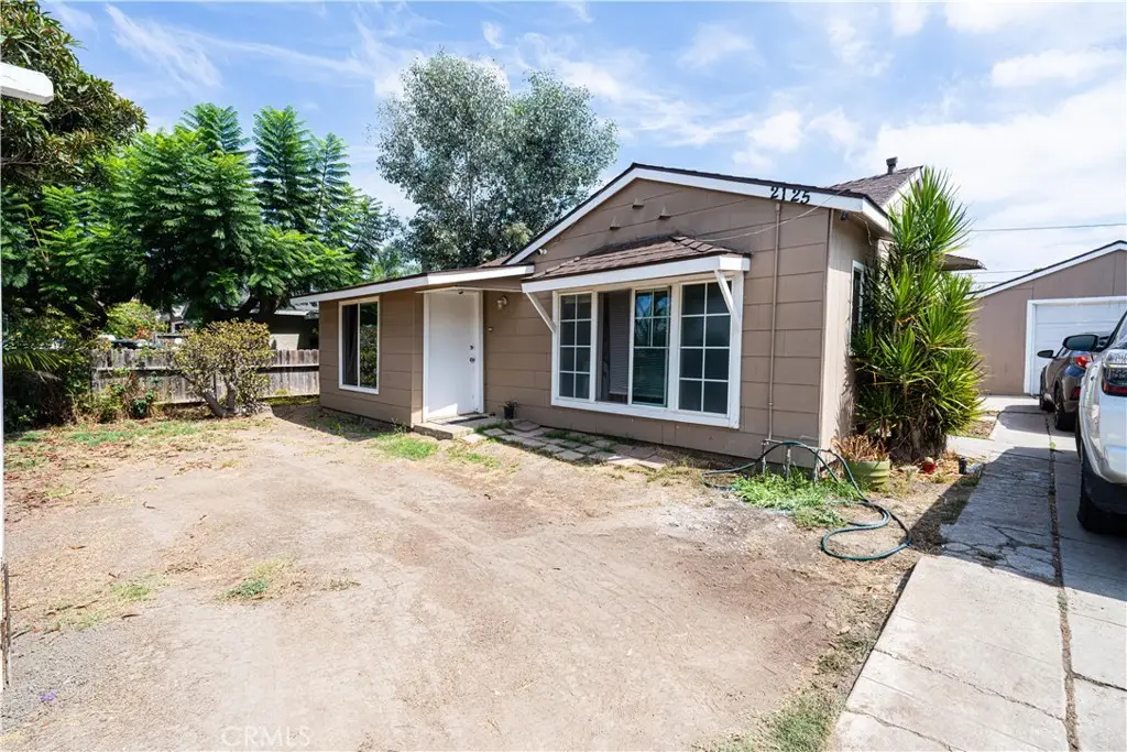2125 Rousselle, Santa Ana, CA 92707 - #1