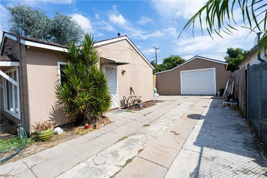 2125 Rousselle, Santa Ana, CA 92707 - #2
