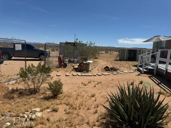 60607 Stearman, Landers, CA 92285