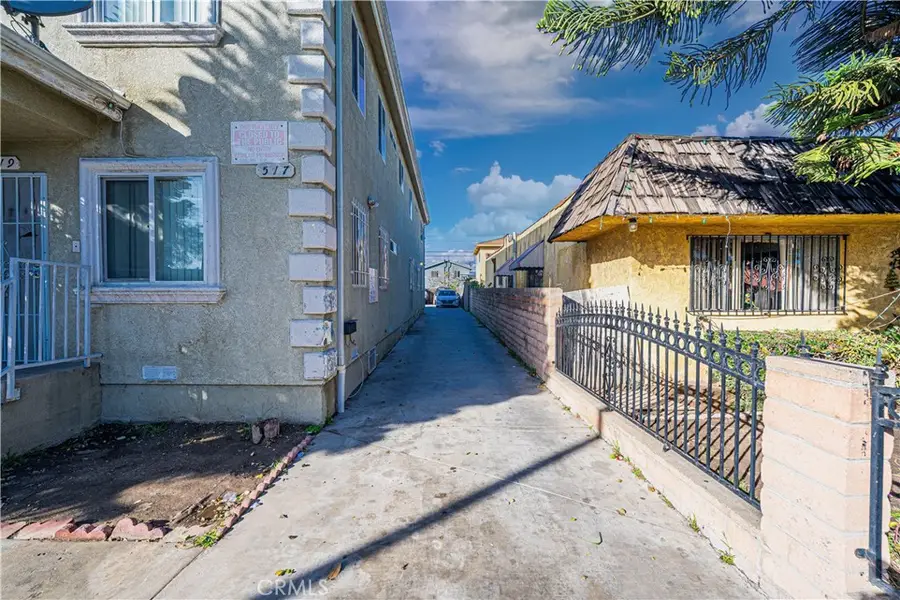517 W 97th Street, Los Angeles, CA 90044 - Image #3