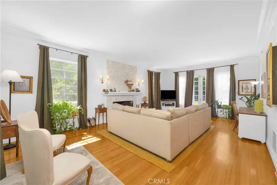 929 E Marshall, Long Beach, CA 90807 - Image #2