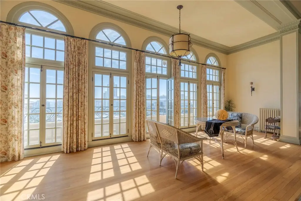 315 W 3rd Street #710, Long Beach, CA 90802 - Image #1