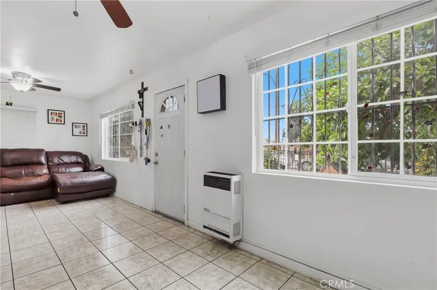 440 W Cherry, Compton, CA 90222 - #3