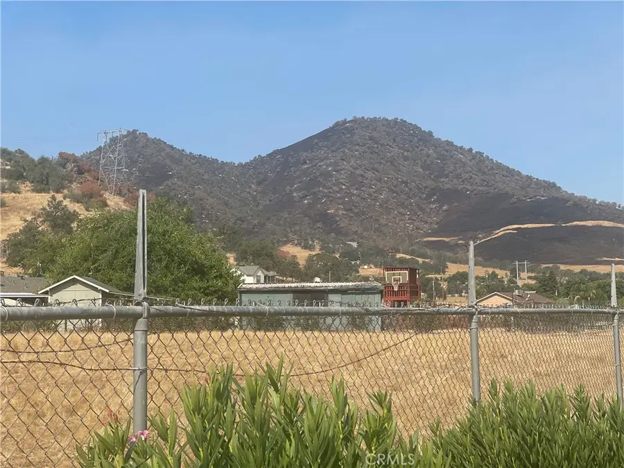 6009 Elwood Road, Sanger, CA 93657 - #3