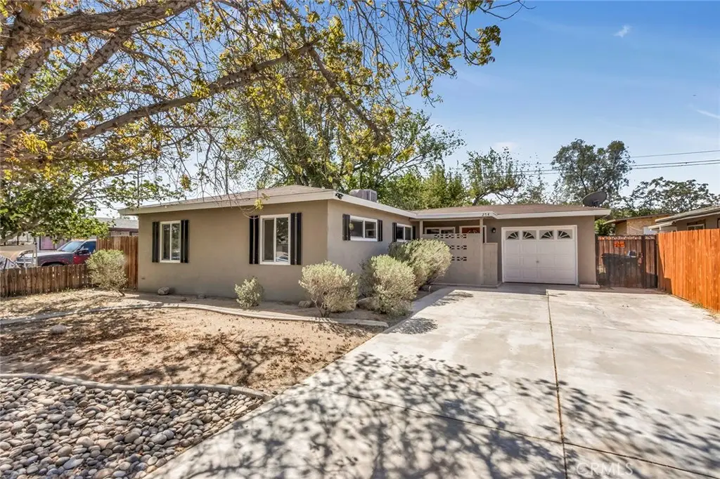 254 E Avenue J7, Lancaster, CA 93535 - Image #1
