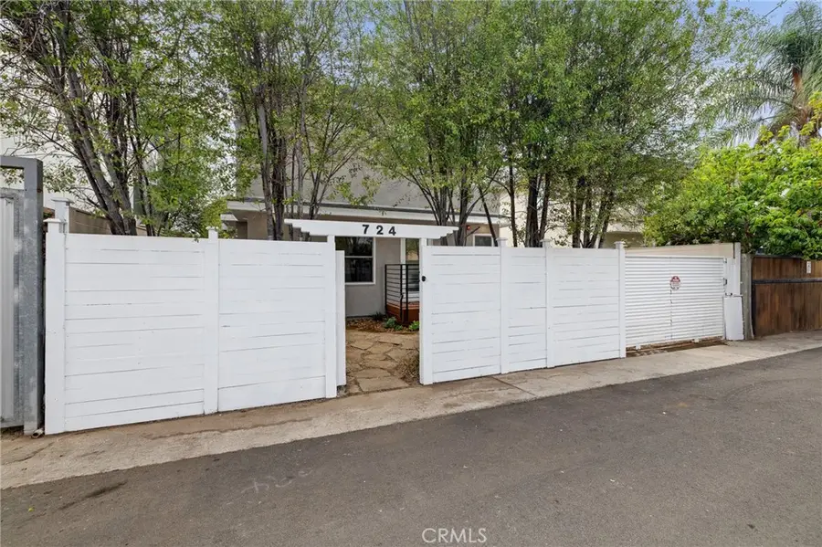 724 San Miguel Avenue, Venice, CA 90291 - #3