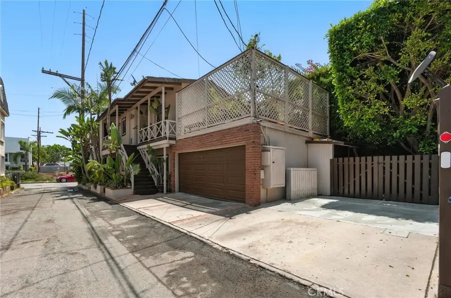 3315 Strongs Drive, Los Angeles, CA 90292 - Image #3