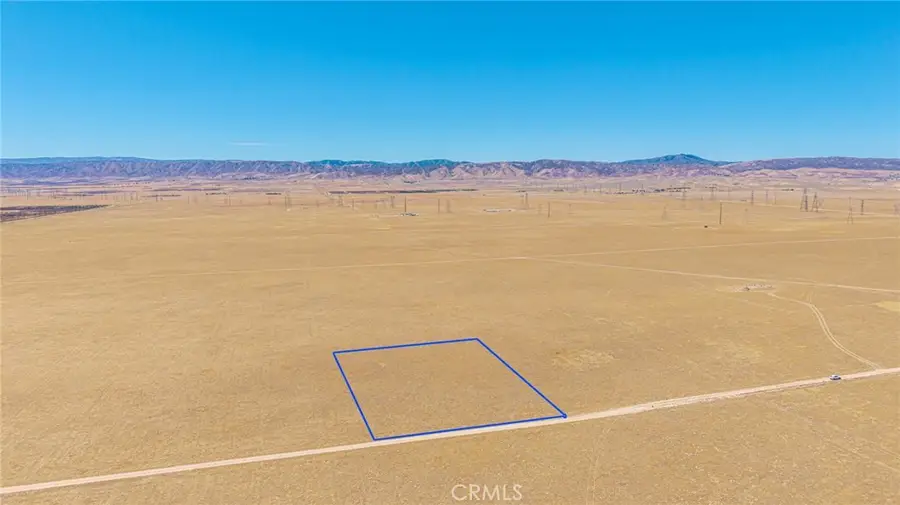 115 SW Vic Avenue F-8, Lancaster, CA 93536 - Image #2