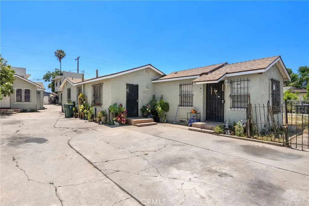 1220 91st Street, Los Angeles, CA 90044 - Image #1
