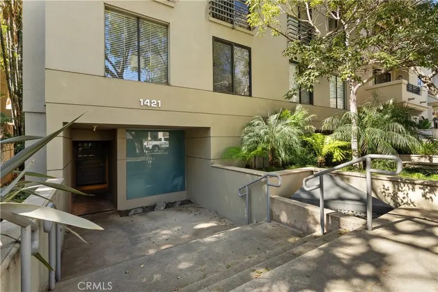 1421 Greenfield Avenue, Los Angeles, CA 90025 - #3