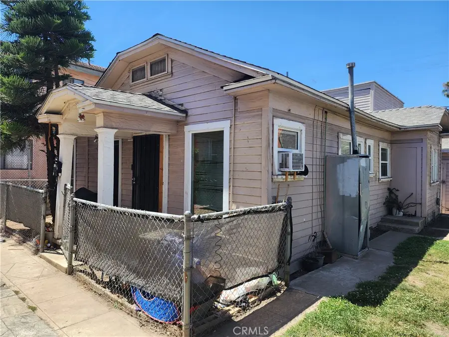 1557 Pine Avenue, Long Beach, CA 90813 - Image #3
